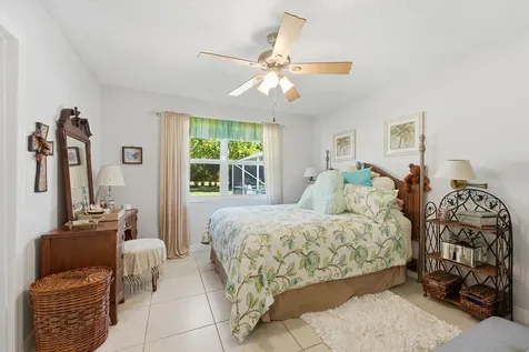 1100 Fleetwood Lane Fort Pierce FL 34982