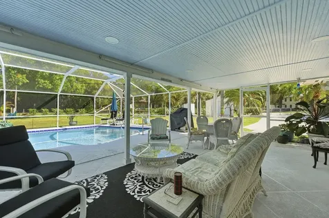 1100 Fleetwood Lane Fort Pierce FL 34982