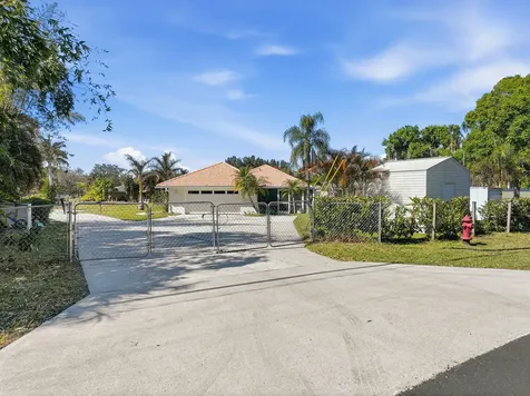 1100 Fleetwood Lane Fort Pierce FL 34982