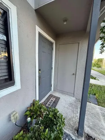 2403 Seaside Drive Greenacres FL 33463