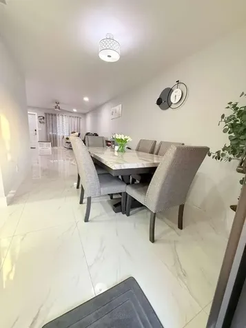 2403 Seaside Drive Greenacres FL 33463