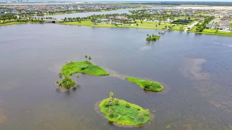 17235 Tawny Owl Trail Loxahatchee FL 33470