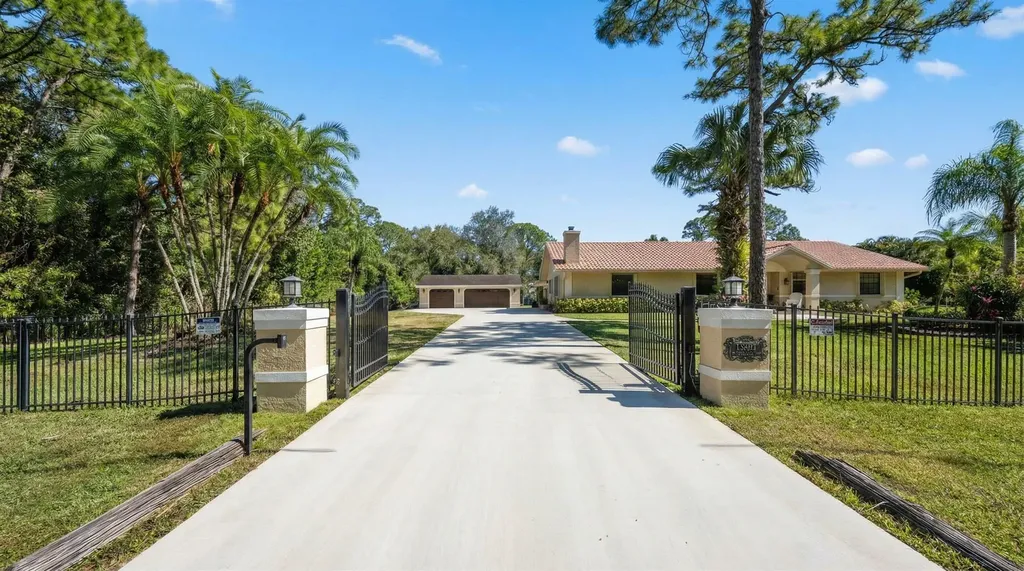 15652 79th Terrace Palm Beach Gardens FL 33418