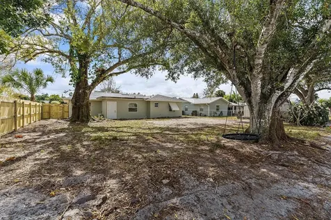 5950 24th Street Vero Beach FL 32966