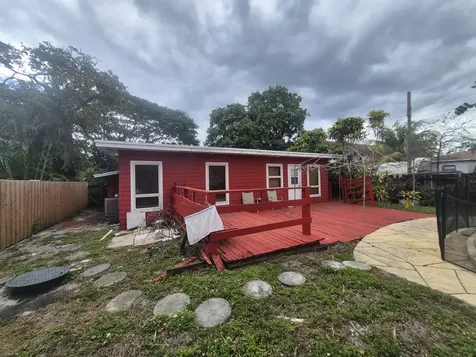 2327 Polk Street Hollywood FL 33020