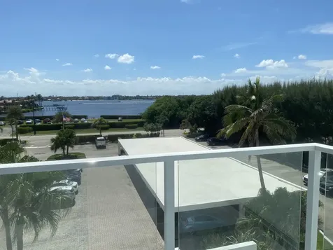 3450 S Ocean Boulevard Palm Beach FL 33480