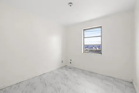 110 Sw 12th Avenue South Bay FL 33493