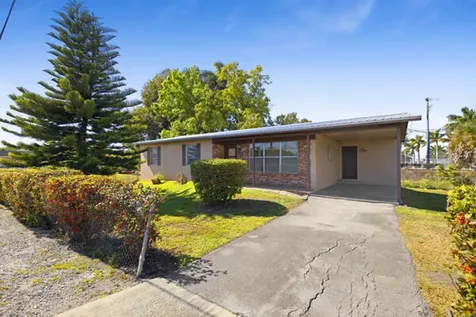 110 Sw 12th Avenue South Bay FL 33493