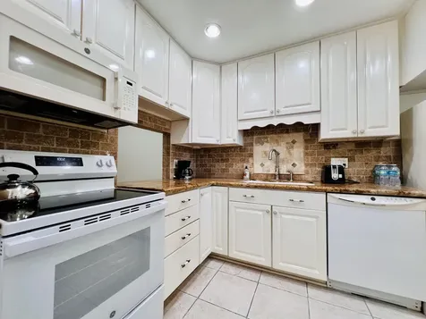 150 Lake Meryl Drive West Palm Beach FL 33411