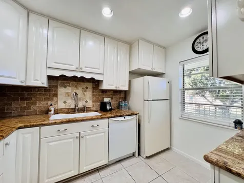 150 Lake Meryl Drive West Palm Beach FL 33411