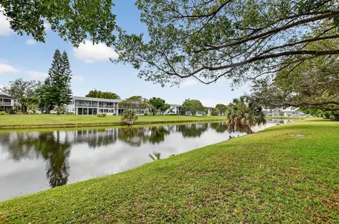 477 Tilford V Deerfield Beach FL 33442