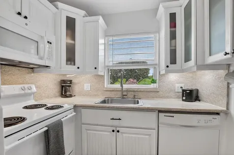 477 Tilford V Deerfield Beach FL 33442