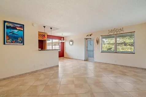 56 Windsor C West Palm Beach FL 33417