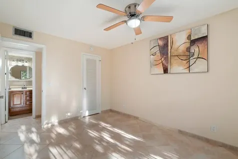 56 Windsor C West Palm Beach FL 33417