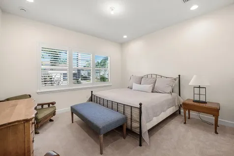 9930 Pecorino Isle Boynton Beach FL 33473