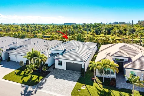 9930 Pecorino Isle Boynton Beach FL 33473