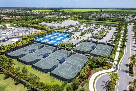 9930 Pecorino Isle Boynton Beach FL 33473