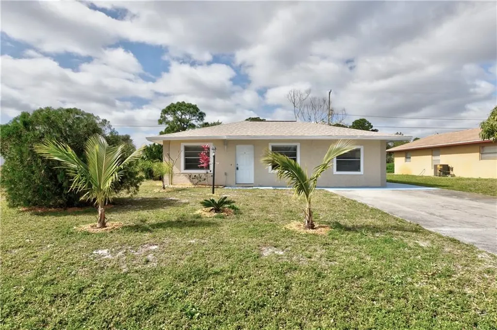 339 8th Avenue Avenue Vero Beach FL 32962