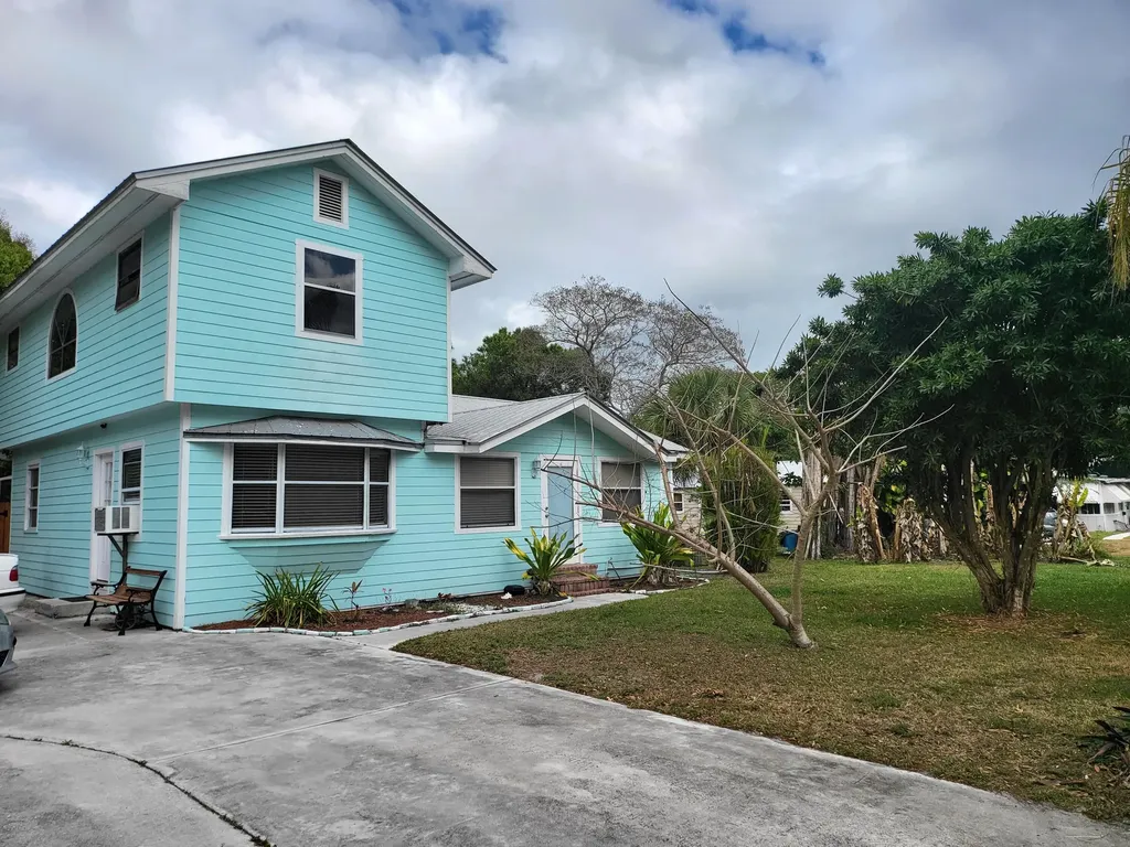 520 Tumblin Kling Road Fort Pierce FL 34982