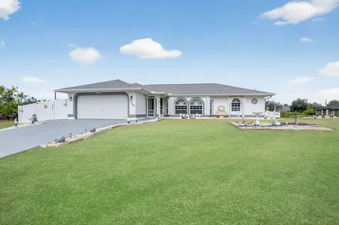 12320 Evelyn Avenue Port Charlotte FL 33981