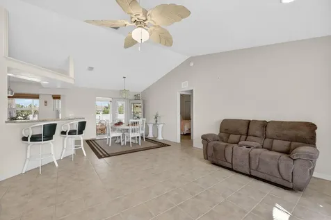 12320 Evelyn Avenue Port Charlotte FL 33981