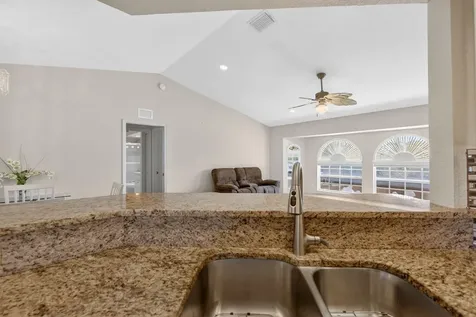 12320 Evelyn Avenue Port Charlotte FL 33981