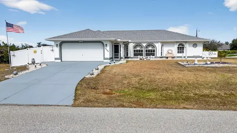12320 Evelyn Avenue Port Charlotte FL 33981