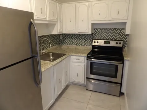 201 Bonnie Boulevard Palm Springs FL 33461