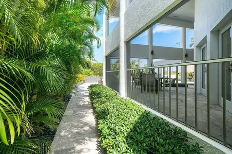 10561 Se Le Parc Jupiter FL 33458