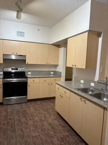360 Crestwood Circle Royal Palm Beach FL 33411
