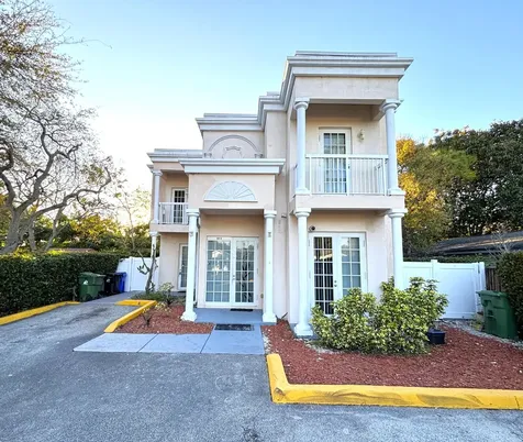 1041 NW 2nd Avenue Fort Lauderdale FL 33311