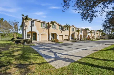 75 Sw Squirrel Nest Way Stuart FL 34997