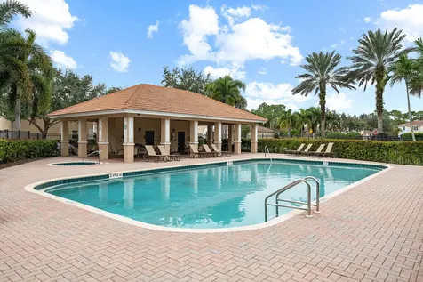 75 Sw Squirrel Nest Way Stuart FL 34997