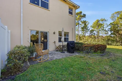 75 Sw Squirrel Nest Way Stuart FL 34997