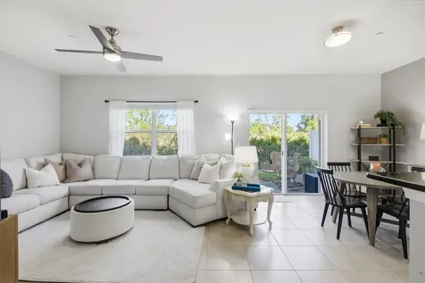 75 Sw Squirrel Nest Way Stuart FL 34997