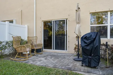 75 Sw Squirrel Nest Way Stuart FL 34997