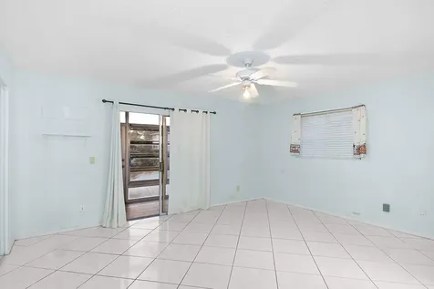 17 Lake Vista Trail Port Saint Lucie FL 34952