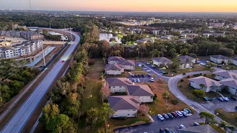 17 Lake Vista Trail Port Saint Lucie FL 34952