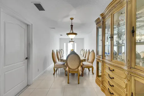 1402 Sw Doe Court Port Saint Lucie FL 34953