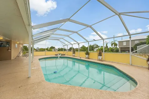 1402 Sw Doe Court Port Saint Lucie FL 34953