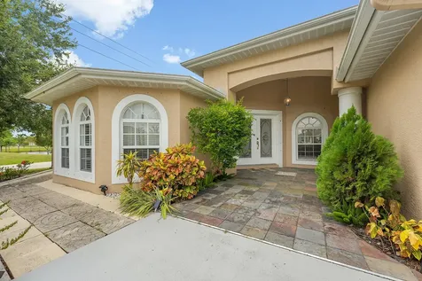 1402 Sw Doe Court Port Saint Lucie FL 34953