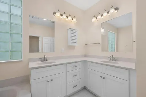6980 Se Twin Oaks Circle Stuart FL 34997
