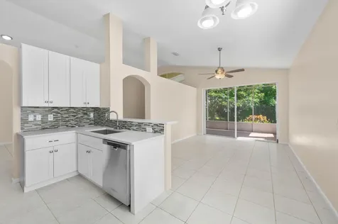 6980 Se Twin Oaks Circle Stuart FL 34997