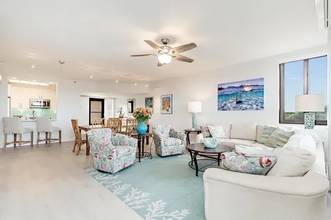 16940 Bay Street Jupiter FL 33477