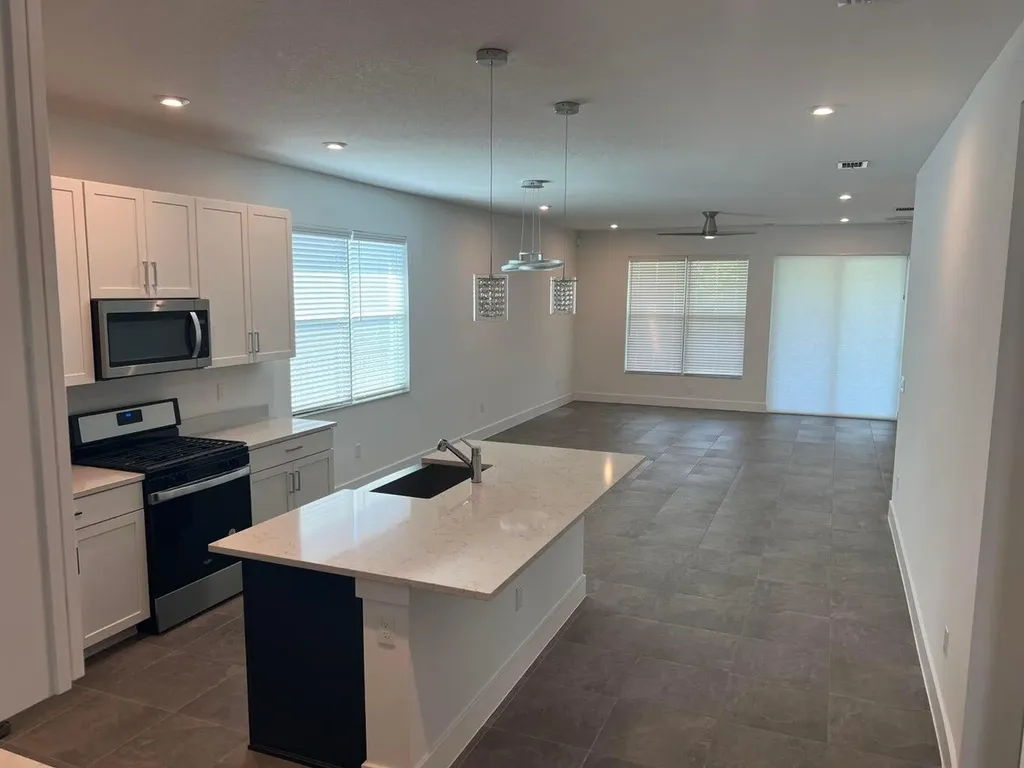12800 SW Eleanor Drive Port Saint Lucie FL 34987