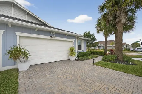 1333 Haywagon Trail Loxahatchee FL 33470