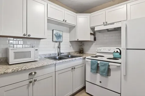 2286 Lake Osborne Drive Lake Worth Beach FL 33461