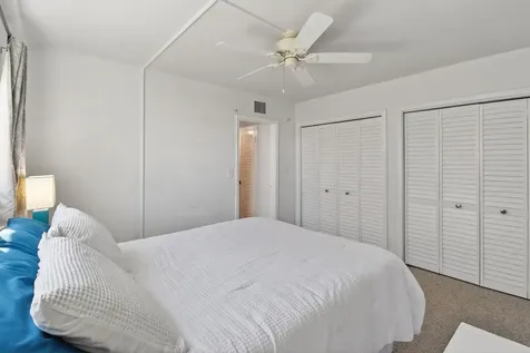 2286 Lake Osborne Drive Lake Worth Beach FL 33461