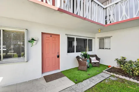2286 Lake Osborne Drive Lake Worth Beach FL 33461
