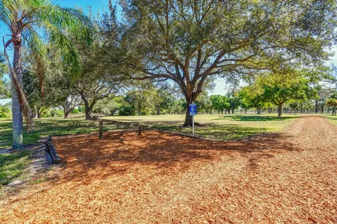 2286 Lake Osborne Drive Lake Worth Beach FL 33461